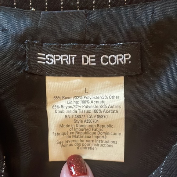 Esprit De Corp black w/ white pinstripe vest, large, perfect condition. - Picture 3 of 3